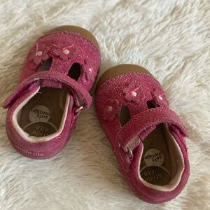 Pink sparkle stride rite!